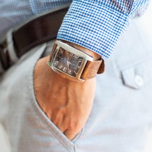 שעון רצועת עור יוקרתי